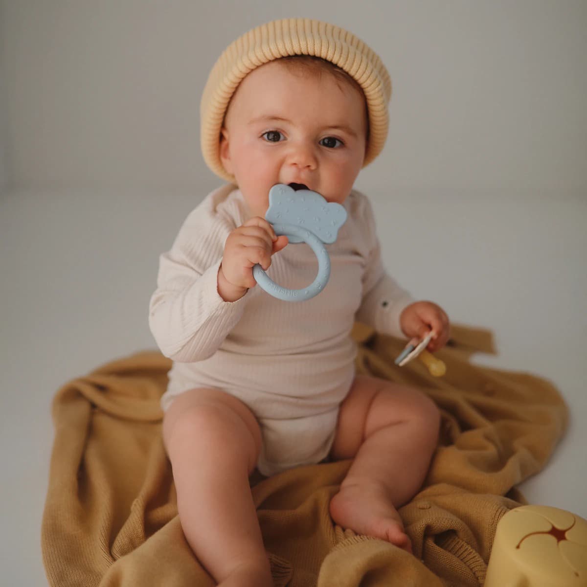 Animal Teether-Teethers-Mushie-810052464688-Bunny-Stardust-Store